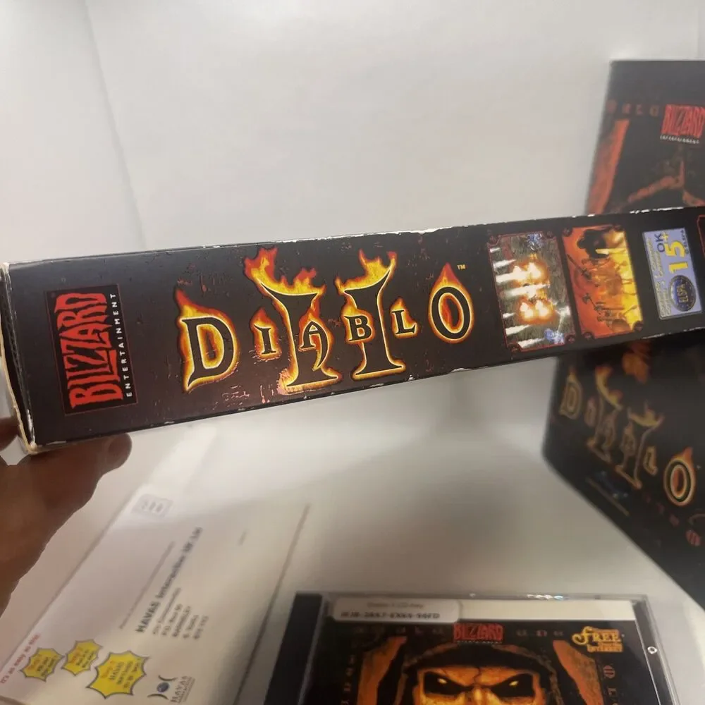 Diablo II 2 Blizzard PC Big Box CIB Complete w/ Manual CD-ROM 2000